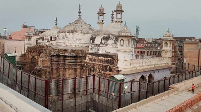 Gyanvyapi: ज्ञानवापी केस में फैसला आने के बाद यूपी के डिप्टी CM ब्रजेश पाठक ने जाहिर की ख़ुशी, बोले- खुश हैं यूपी के लोग